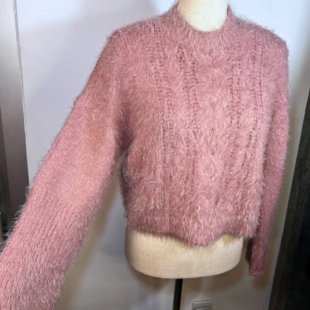 BB DAKOTA Feelin' Lashy Eyelash Cable Knit Sweater Rose Quartz Size XS